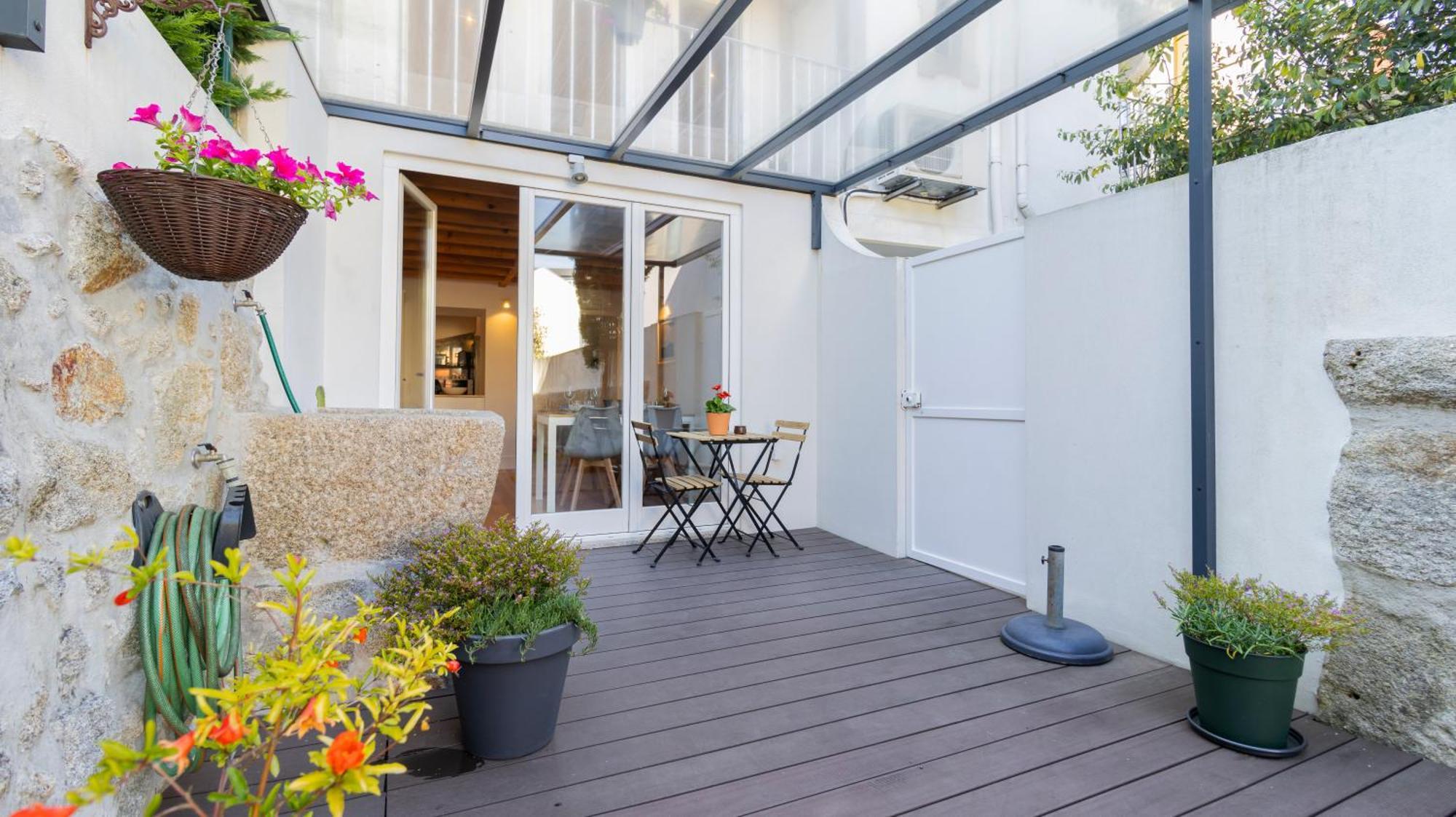 City Center Duplex W Patio By Lovelystay OOporto Exterior foto